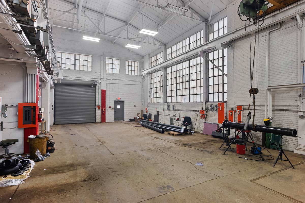 4601 W Greenfield Ave, Bldg D