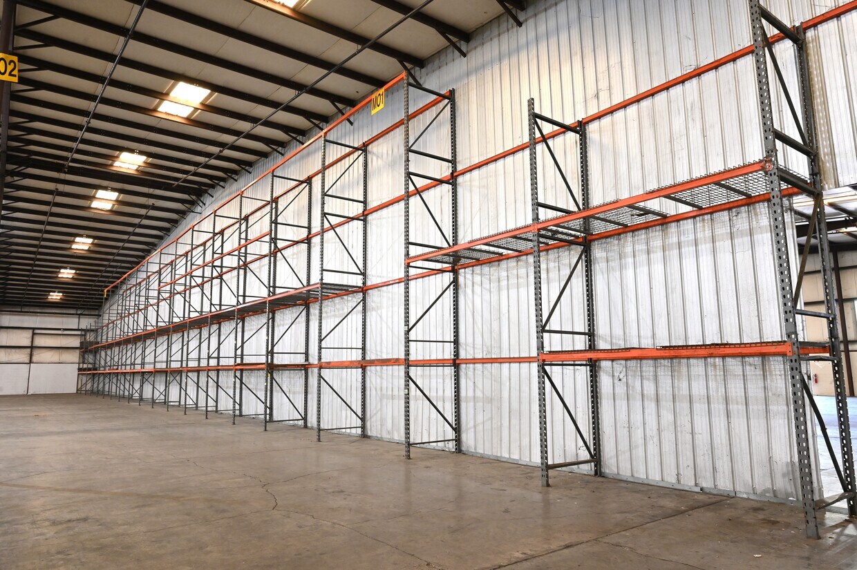 1506-1516 Industrial Park Dr