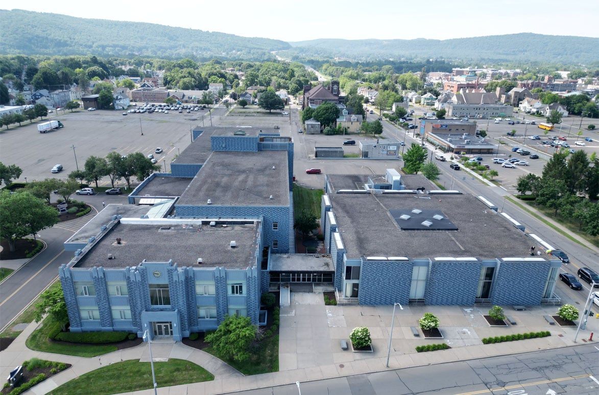 22 Adams Ave (Building 33), Endicott, NY