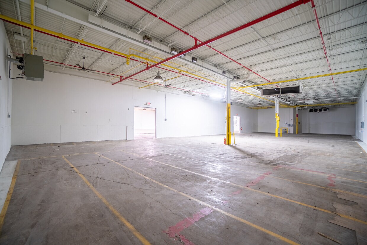 4801 W. Woolworth Ave