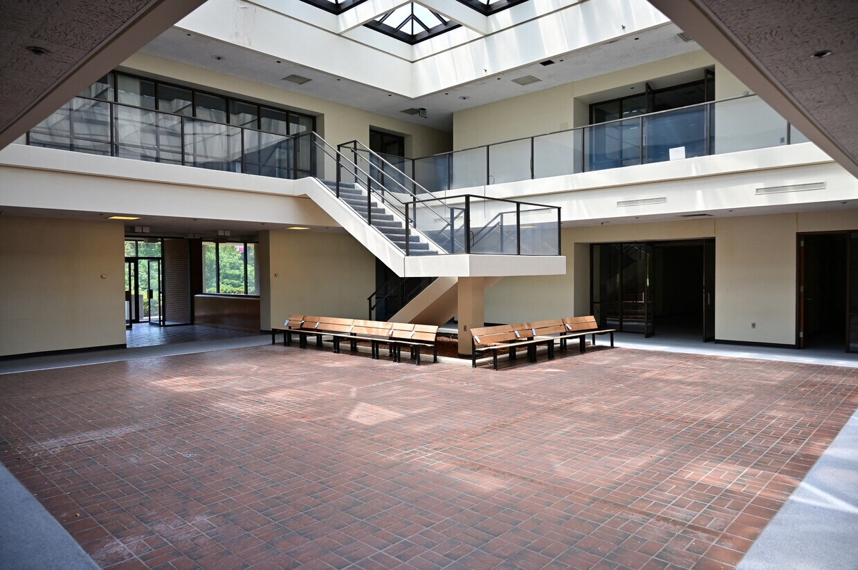 1 Walker Rd