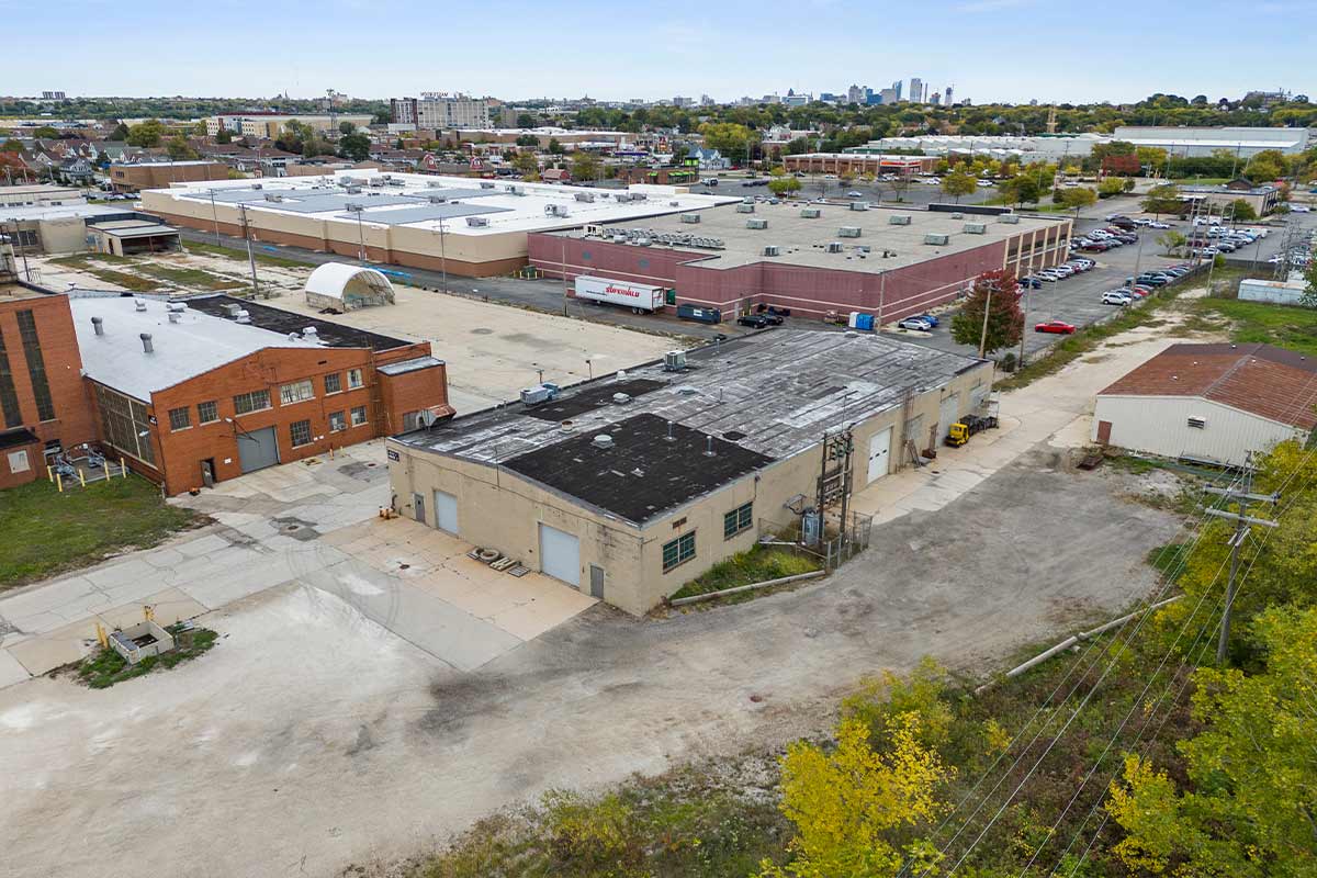 4601 W Greenfield Ave (Building J)