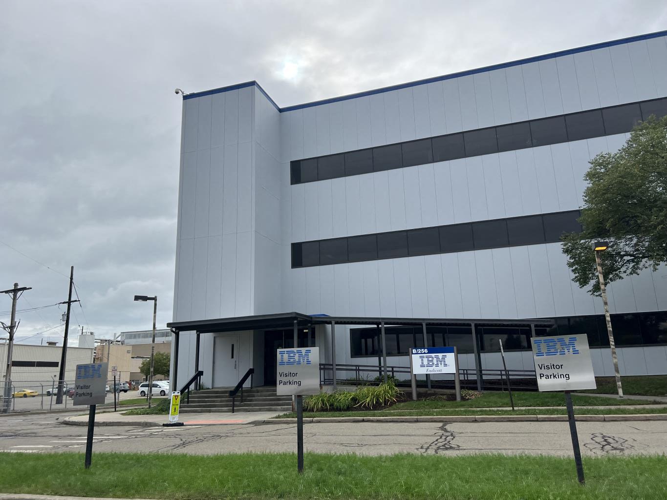 1901 Clark St (Building 250)