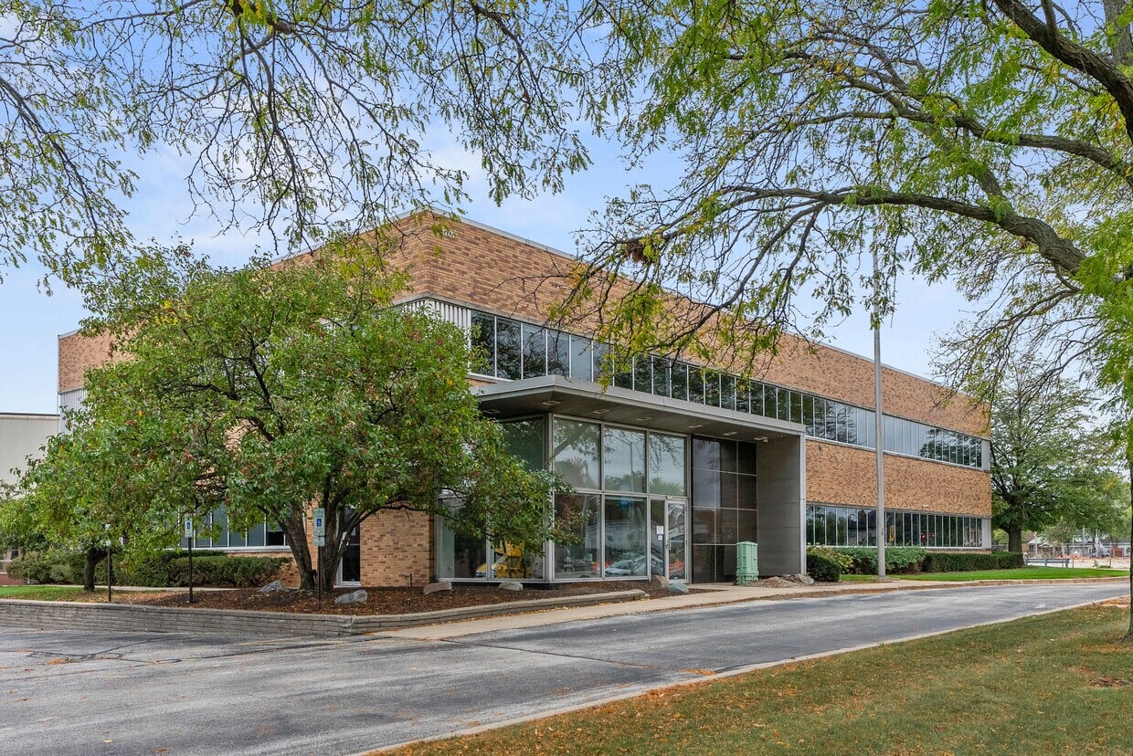 4701G W Greenfield Ave (Building G)