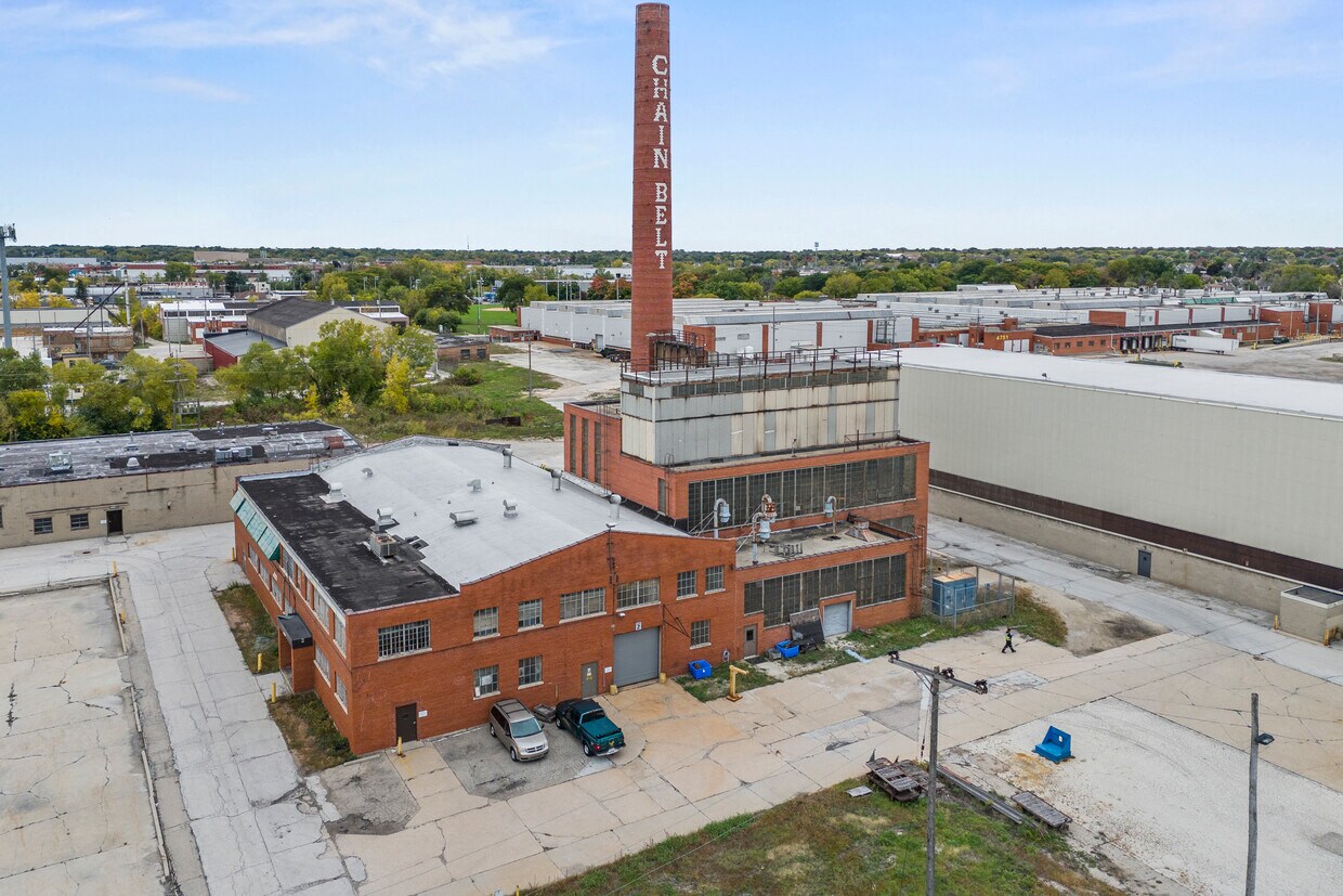 4601D W Greenfield Ave (Buildings D-F)